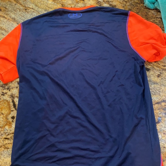 Under armour t-shirt - Picture 3 of 3